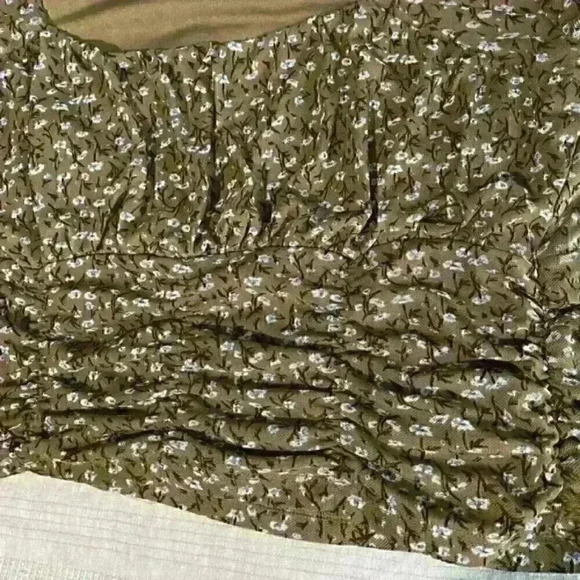 2 ITEM SALE Aeropostale floral ruched crop top Size XL NWT + J CREW bracelet - Picture 5 of 8